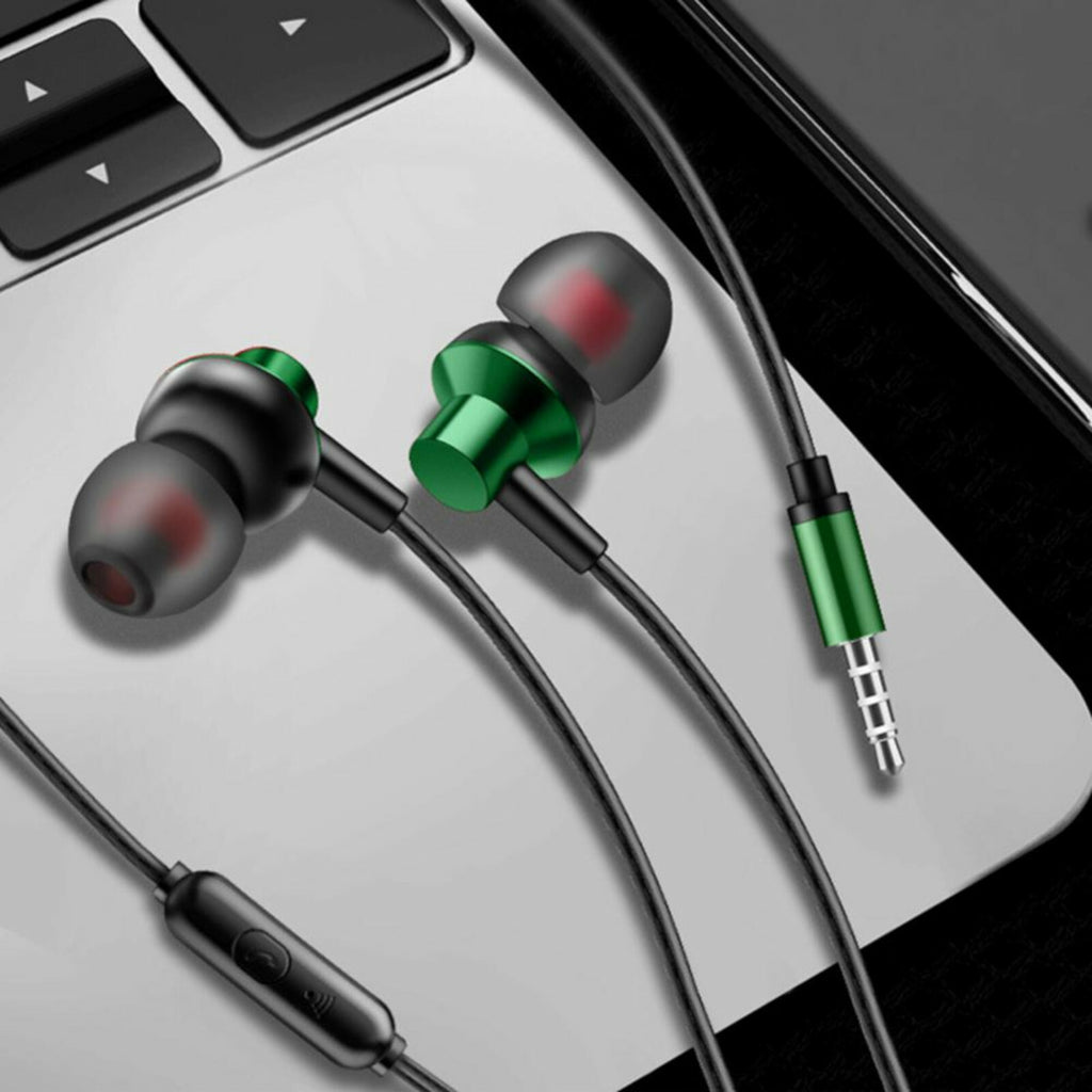 A03 kabelgebundene In-Ear-Kopfhörer mit Hardcase