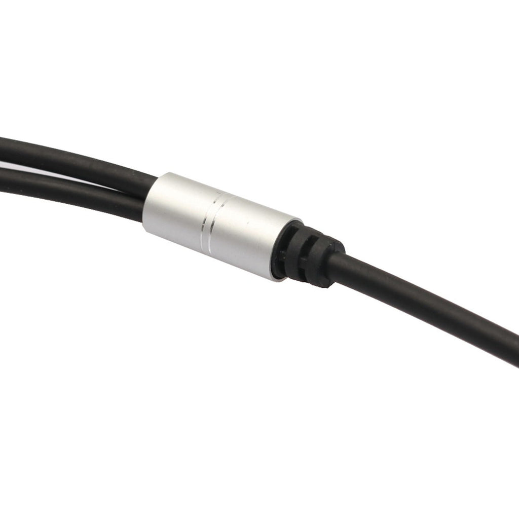 Silberner 3,5-mm-Kopfhörer-Splitter auf zwei Buchsen