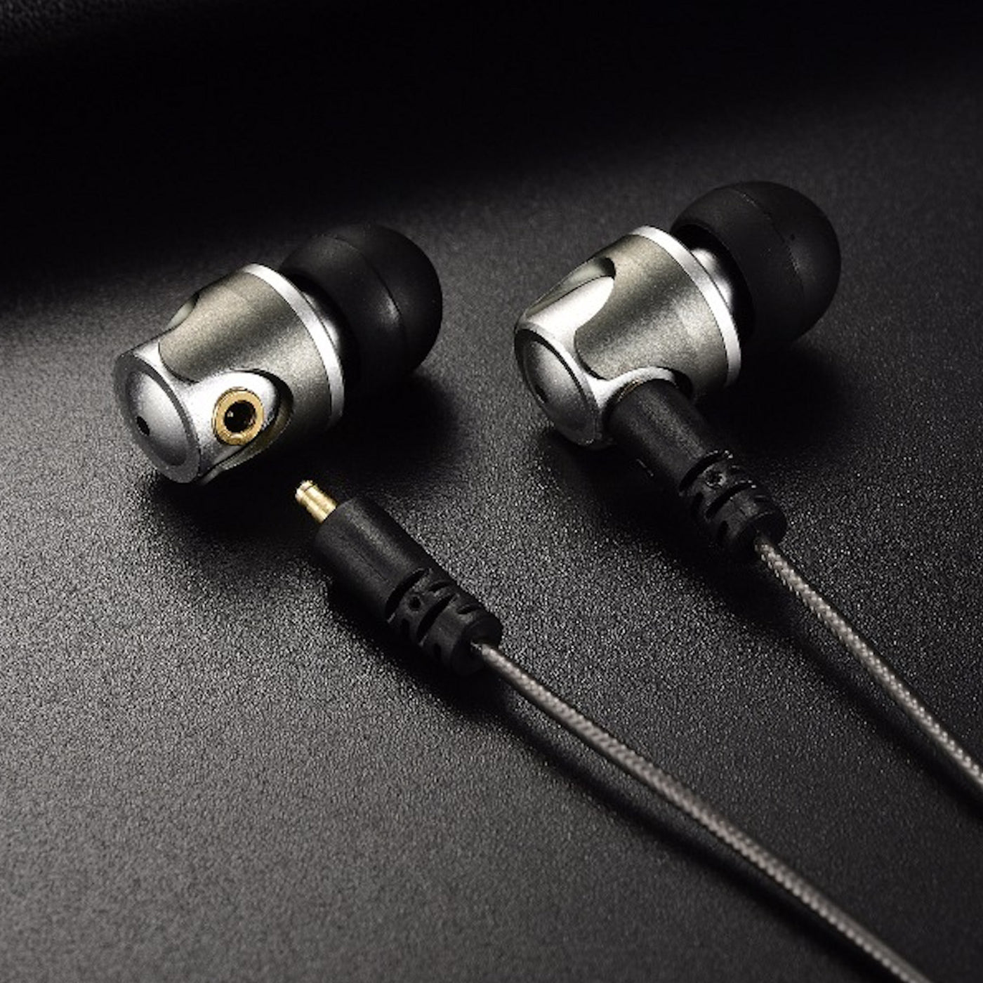 Super Bass High-End In Ear Kopfhörer QKZ DM4 Silber Ohrhörer austauschbare Kabel